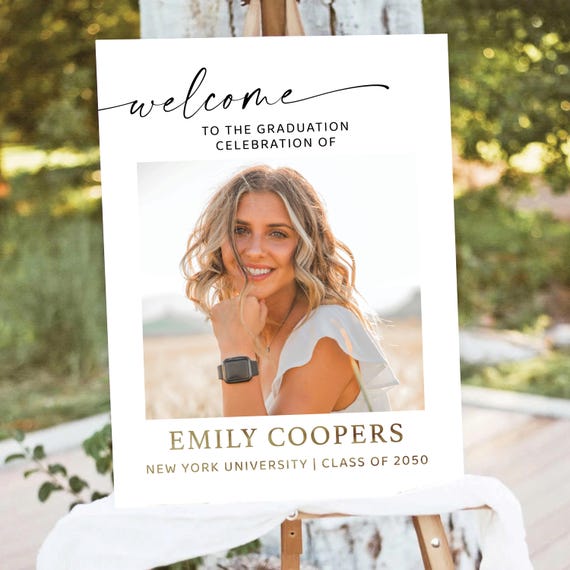 Modern Photo Graduation Welcome Sign, Minimalist Grad Party Poster (Digital Printable)