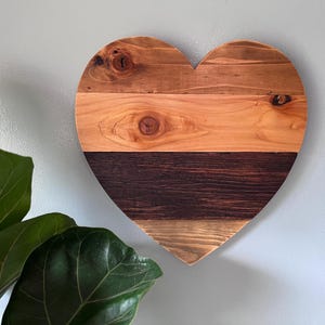 Reclaimed Wood Heart  Rustic Wood Wall Art 12&quot; Heart-Shaped Coastal Beach Entryway Wall Décor Housewarming Gift Home Décor