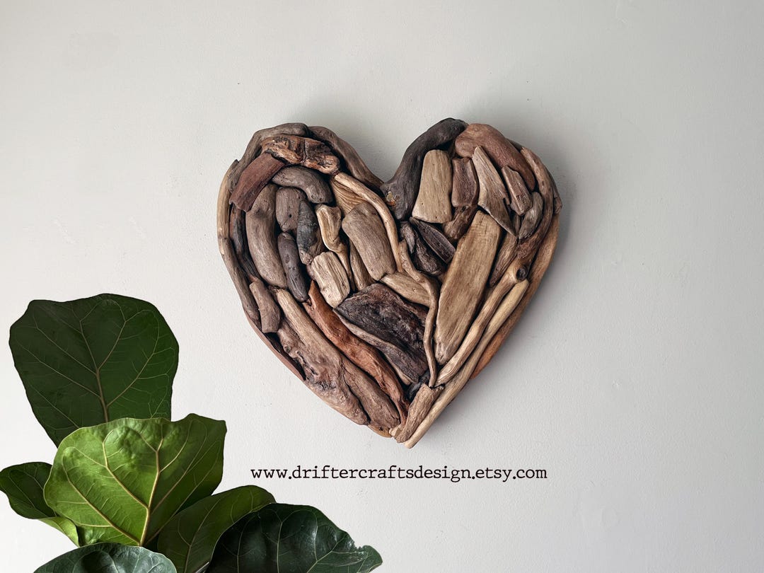 17" Driftwood Heart Wall Art | Coastal Home Decor | Rustic Beach House ...