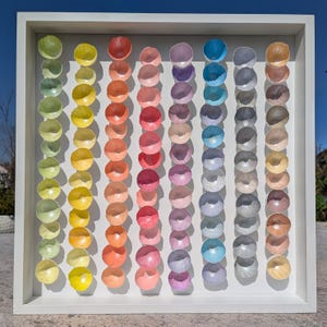 Das perfekte Ostergeschenk: Collage "Lines" aus Eierschalen