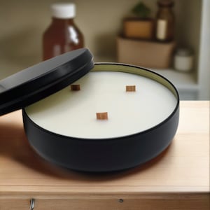 Elegant 16 oz Tin Candle With Crackling Wooden Wick