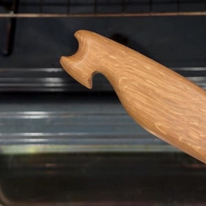 Rejilla de horno de madera maciza con varilla para empujar y tirar (nogal o roble blanco) - Herramienta de cocina personalizada