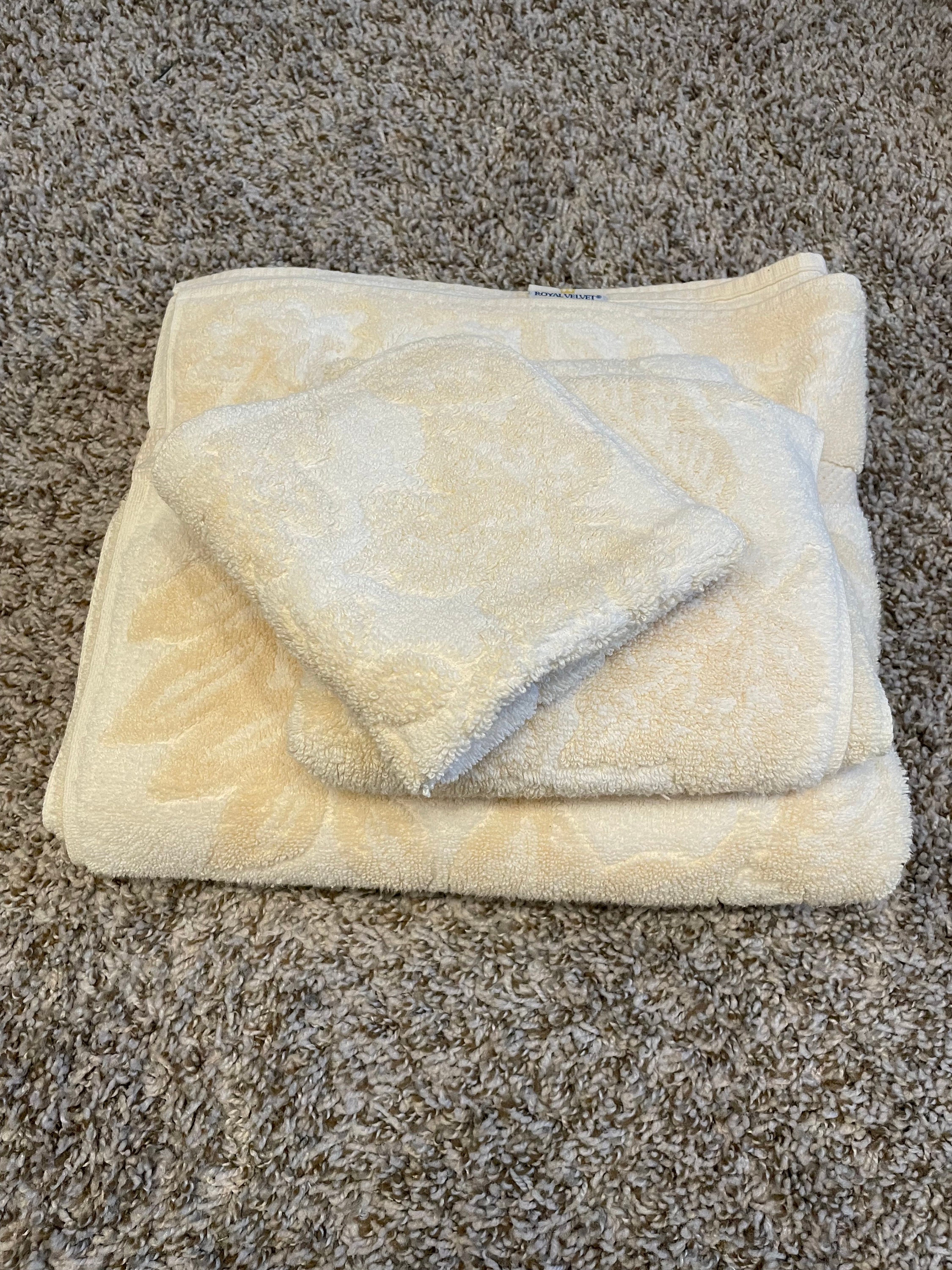 Royal Velvet by Fieldcrest Towels 