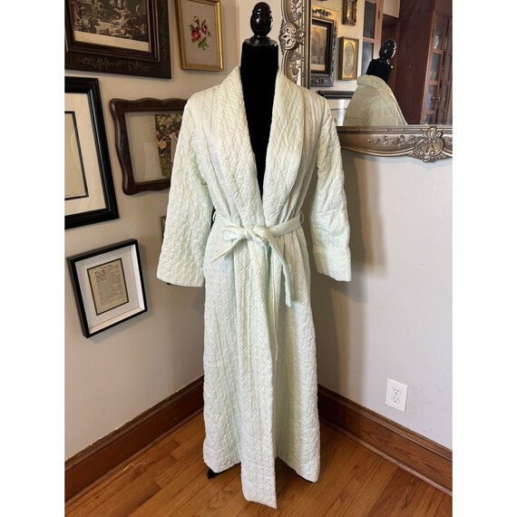 Quilted satin robe online