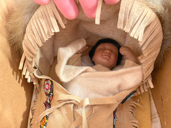 Vintage Ashton drake Galleries Sleeping Bear Native American Baby