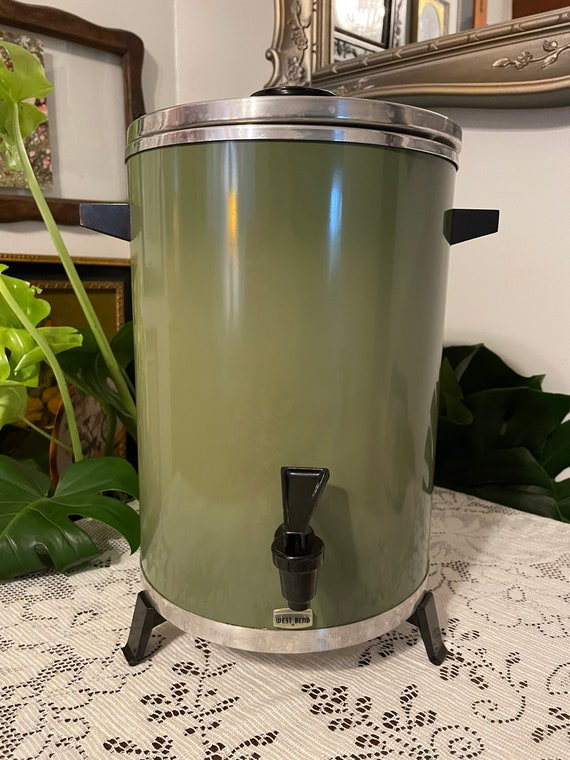 Vintage West Bend Avocado Green Enamel Steel Automatic Percolator 12 30  Cups With Original Packaging and Instructions Retro Kitchen 