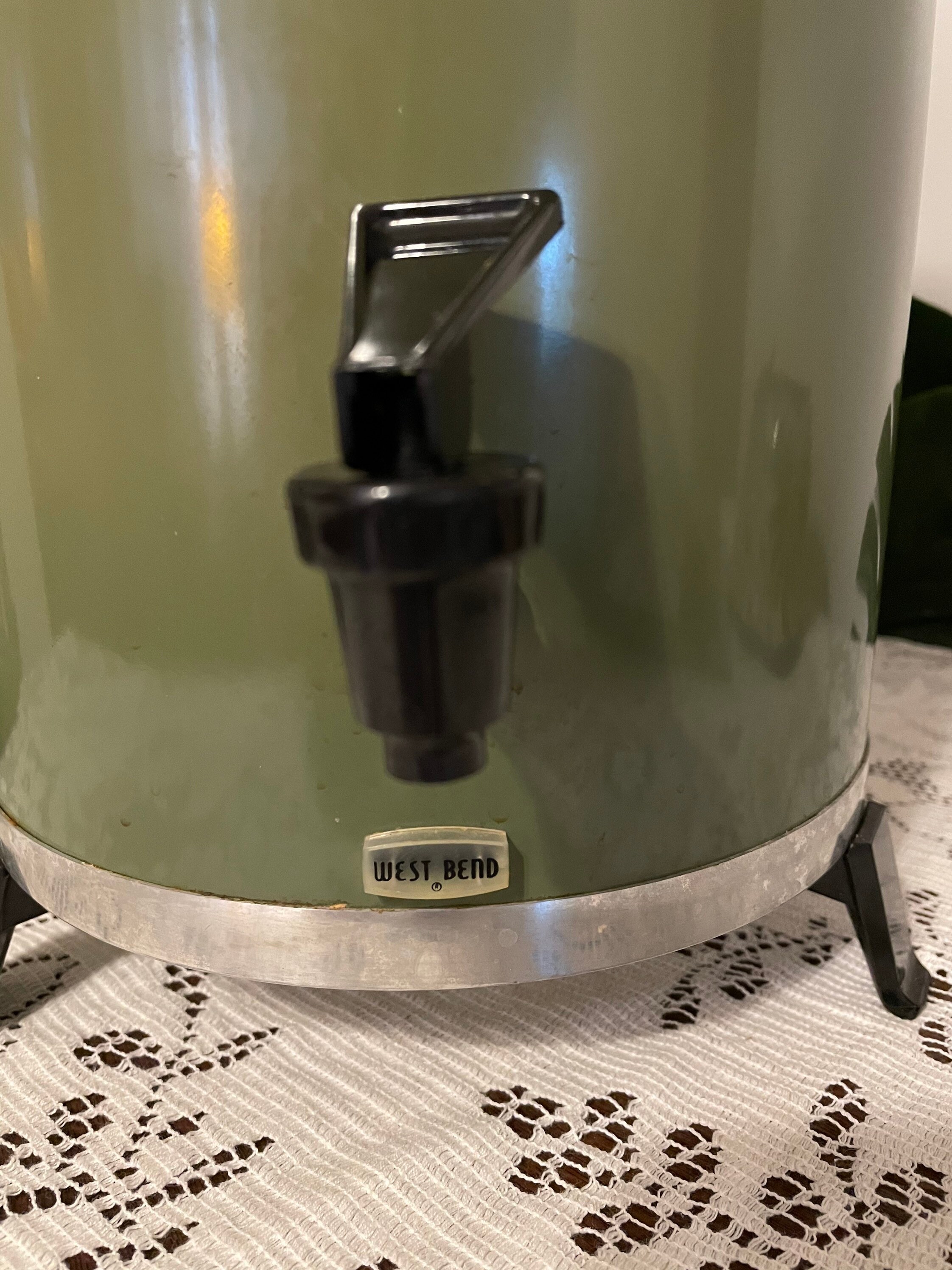 Vintage Percolator / Avocado Green EMPIRE Coffee Maker / Travel