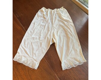 Women Pettipants Half Slip Bloomer Shorts Lace Trim Slip White Womens S/M D4:1