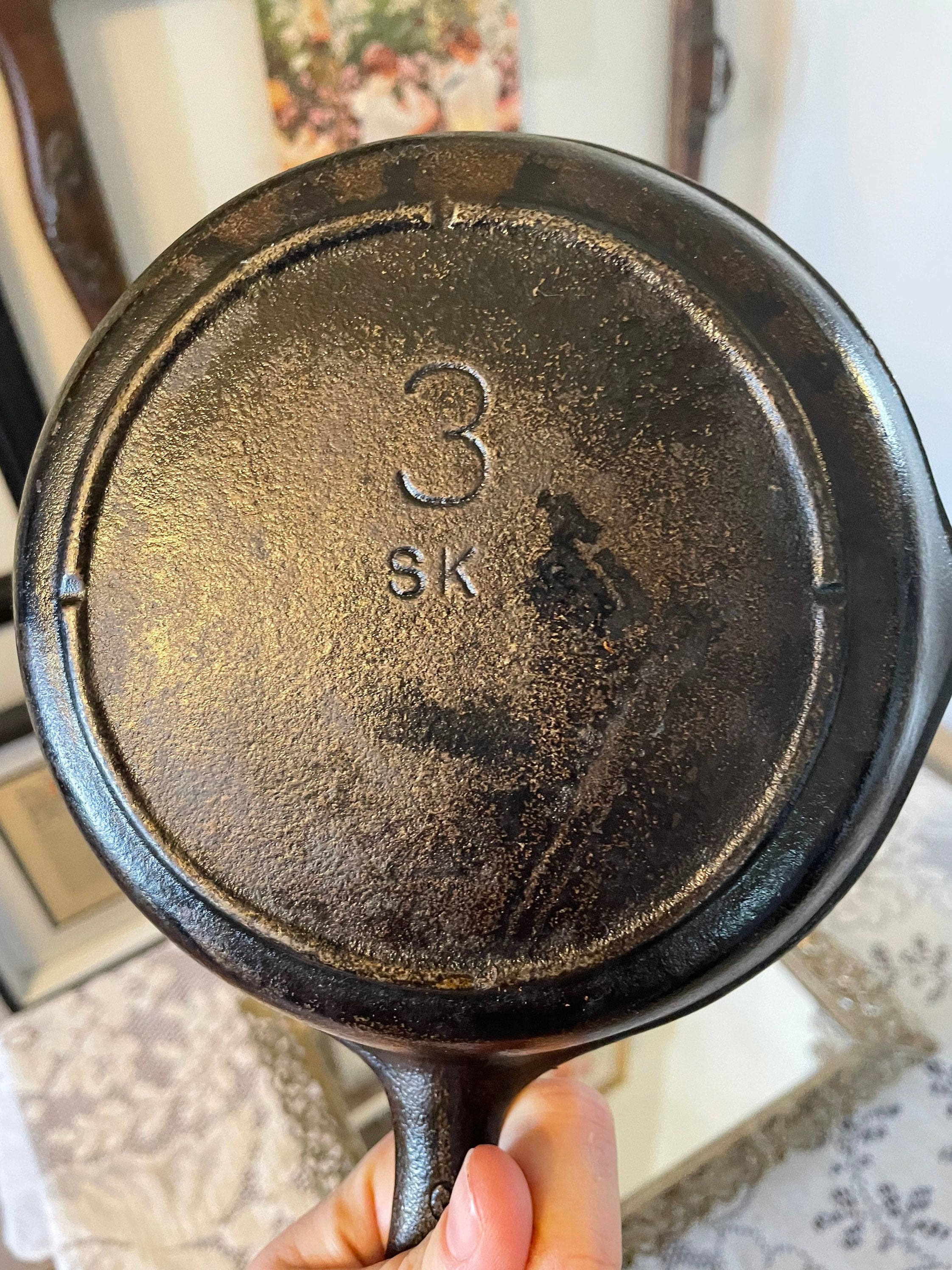 Vintage Lodge Cast Iron Skillet 8 SK Double Spout Fry Pan 