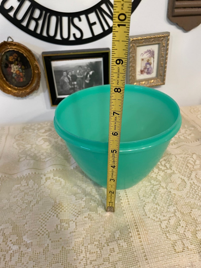 Vintage Tupperware Bowl Jadeite Green 6795 Great Condition Jadeite Stand Small Bowl 70s