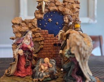 Dillard's Trimmings Nativity On Wooden Base Ceramic Original Box Rare Collectible