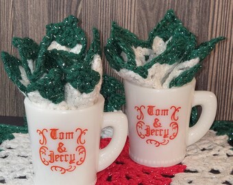Tom & Jerry Eggnog Cups Set of 2 And 3 Vintage Christmas Poinsettia Doilies