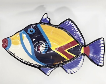 Ben Diller Signed Humuhumunukuapua'a Reef Trigger Fish 1999 Maui HP Dish