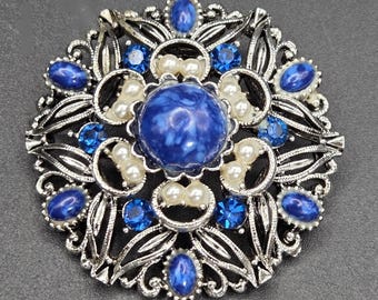 Lisner Vintage Original Signed Blue Rhinestone Pearl Accents Silver-tone Brooch