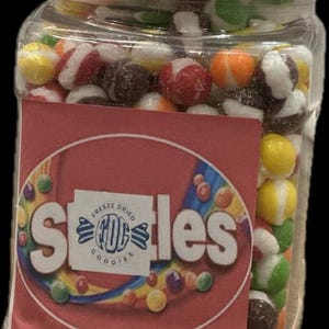 54 oz Freeze Dried Candy 2 lbs dried includes plastic container and lid.