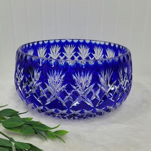 Large Black And White Glass Overlay Bowl Attributed Moser Carlsbad Large Black And White Glass Overlay Bowl Attributed Moser Carlsbad