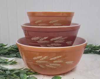 Vintage Pyrex Autumn Harvest Wheat Pattern Set of 3 Nesting Bowls