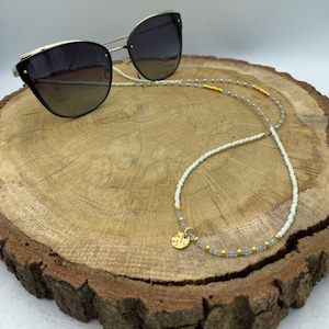 Green Blue Golden Glasses Chain