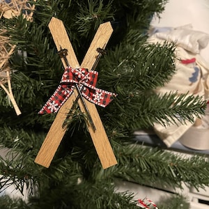 Ski ornaments