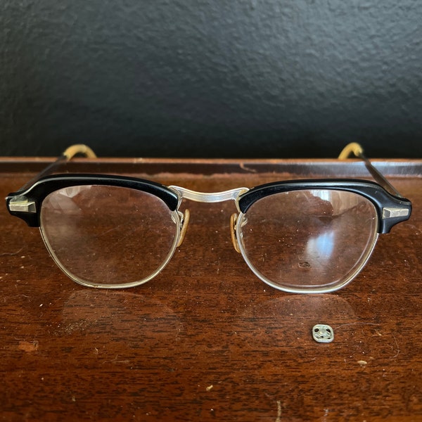 Vintage women’s Bausch & Lomb 1/10 12k GF 20-44 Eyeglasses
