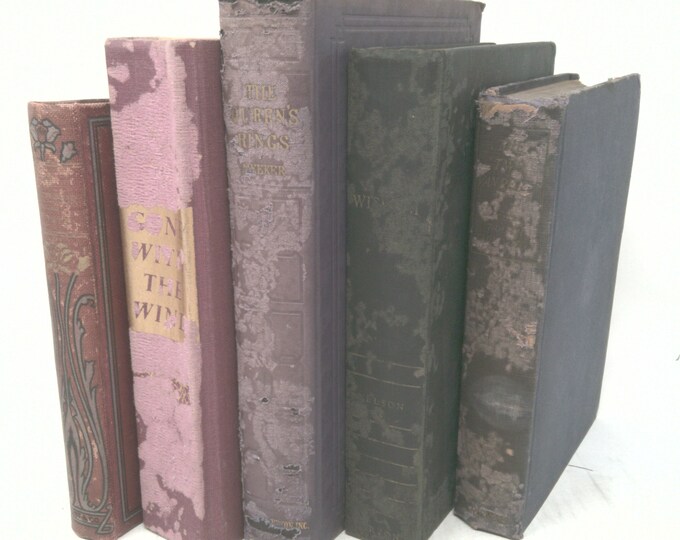 Vintage Book Set With Featured Title Gone With the Wind by Margaret