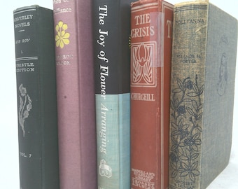 Vintage Book Set with Featured Title | *The Joy of Flower Arranging/Helen Wilson* | Decorative Vintage Book Sets | Book Décor | 5 Books/Set