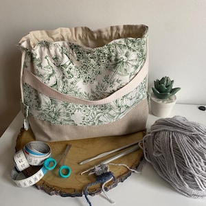 sac à projet tricot, crochet, tissu motifs petites fleurs, sac pochon en tissu coton