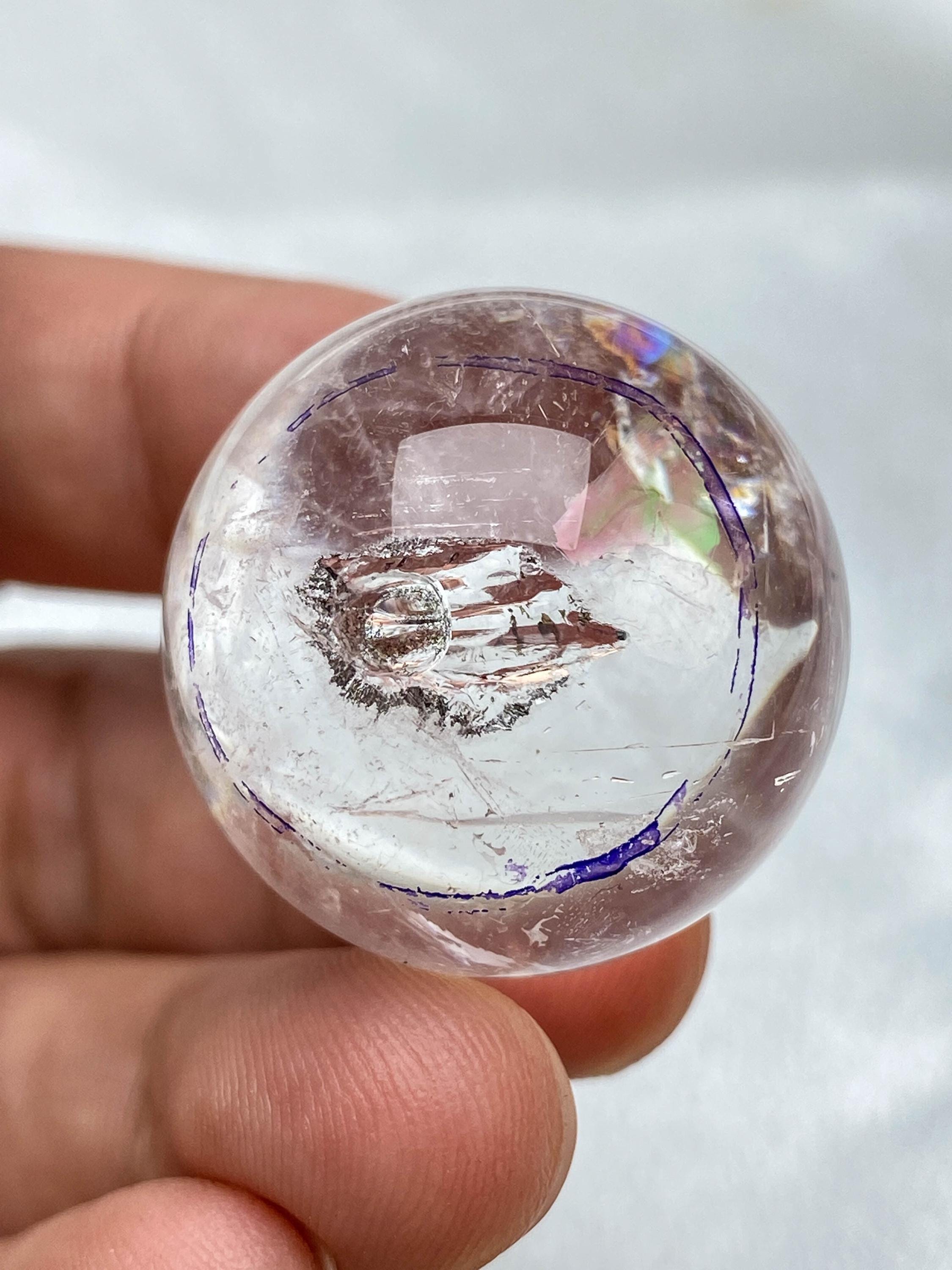 Enhydro crystal - Etsy 日本