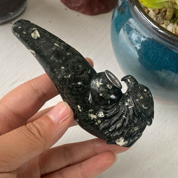 Crystal Plum Blossom Jade Eagle Smoking Pipes , Crystal Bird Caving , Crystal Pipe Healing , Crystal Novelty Pipe , Crystal Statue Decor