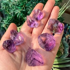 Raw Amethyst Crystal , Natural Purple Amethyst Stone , Healing Crystal , Raw Crystal Specimen , Spiritual Growth , Energy Cleansing