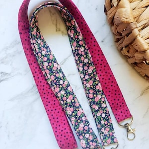 Hot Pink Floral Fabric Lanyard – Cute ID Badge Holder – Keychain Lanyard for Keys & Work – Handmade Neck Strap– Gift for Her Teacher Lanyard
