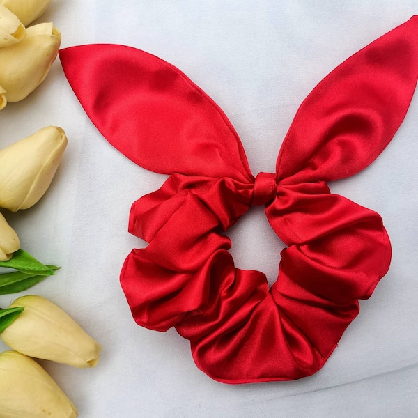 Handmade red knot bow hair Scrunchie. Red Scrunchie, Bow Scrunchies, Valentine's Day hair accessories, Handmade in Brisbane Australia