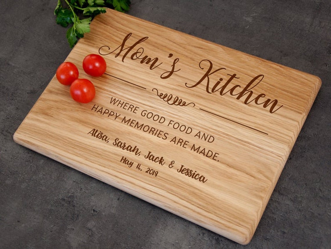 Bambus Schneidebrett Geschenk Für Mama - Personalisiertes Küchenbrett