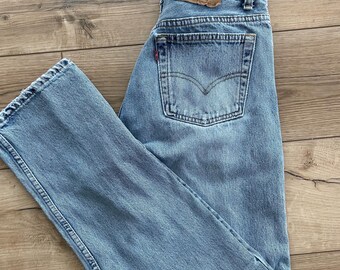 Vintage 80s Levi's 501 Original Jeans Light/Medium Wash Made in Canada Size 27 (Tag W30 x L30) Button Fly