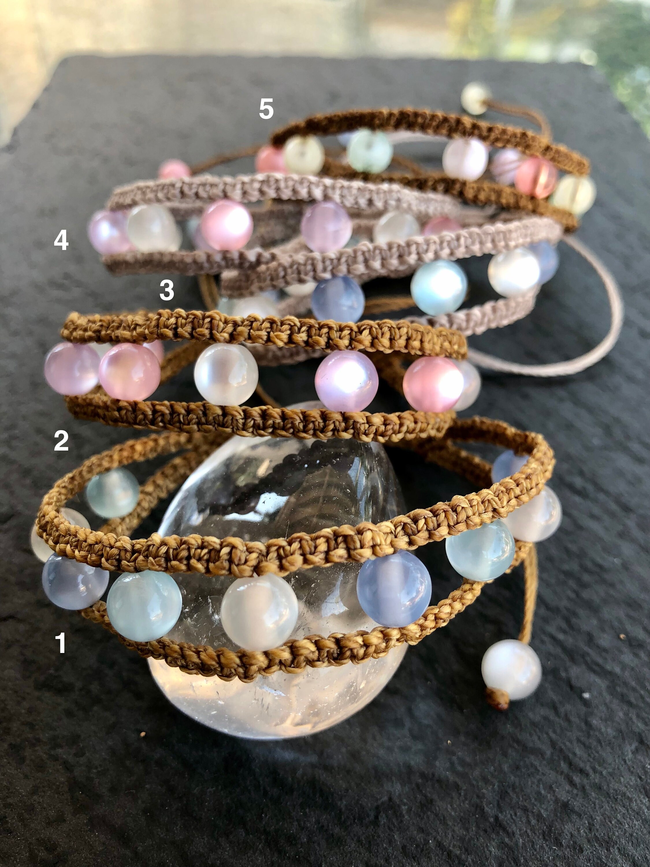 Macrame Anklet, With Acrylic Bead, Adjustable Length Etsy.de