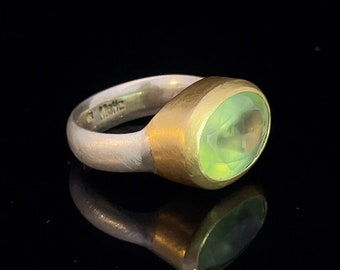green prehnite ring gold-plated, unique handmade Prehnit ring for women, mixed metals jewelry for woman, handcrafted sterling silver rings