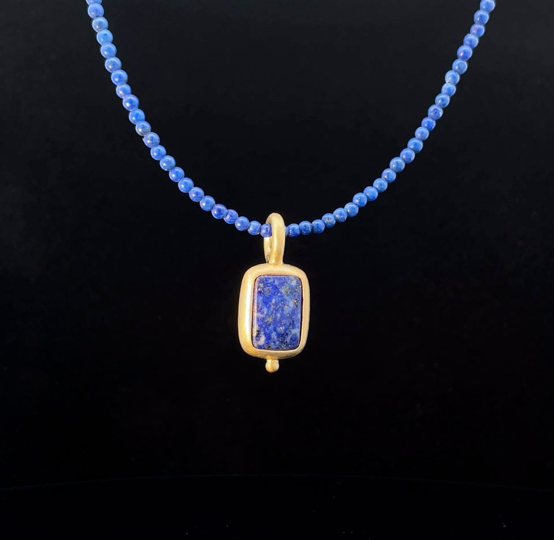 Lapislazuli penant small