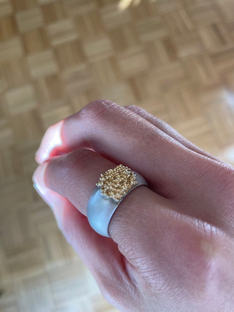 Elegant sterling silver ring with gold-plated accents image 6