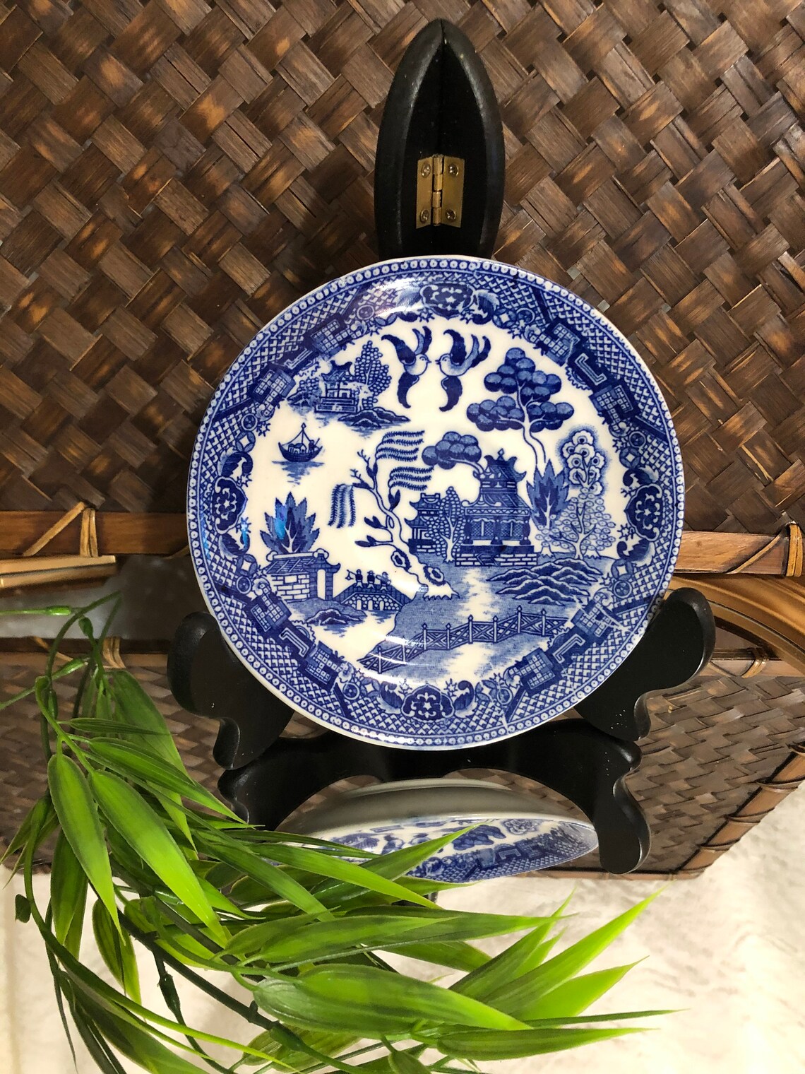 Blue Willow Saucers made in Japan 1940s Set of 8 Etsy