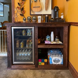 Semi Enclosed Coffee/Wine Bar PICKUP ONLY