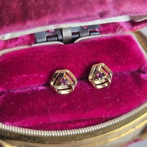 Vintage 10k Yellow Gold Ruby Triangle Studs | Geometric Studs