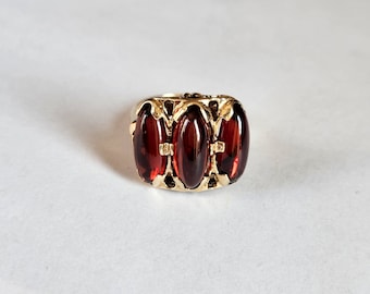 Mid-Century 10k Yellow Gold Triple Garnet Cabochon Cocktail Ring