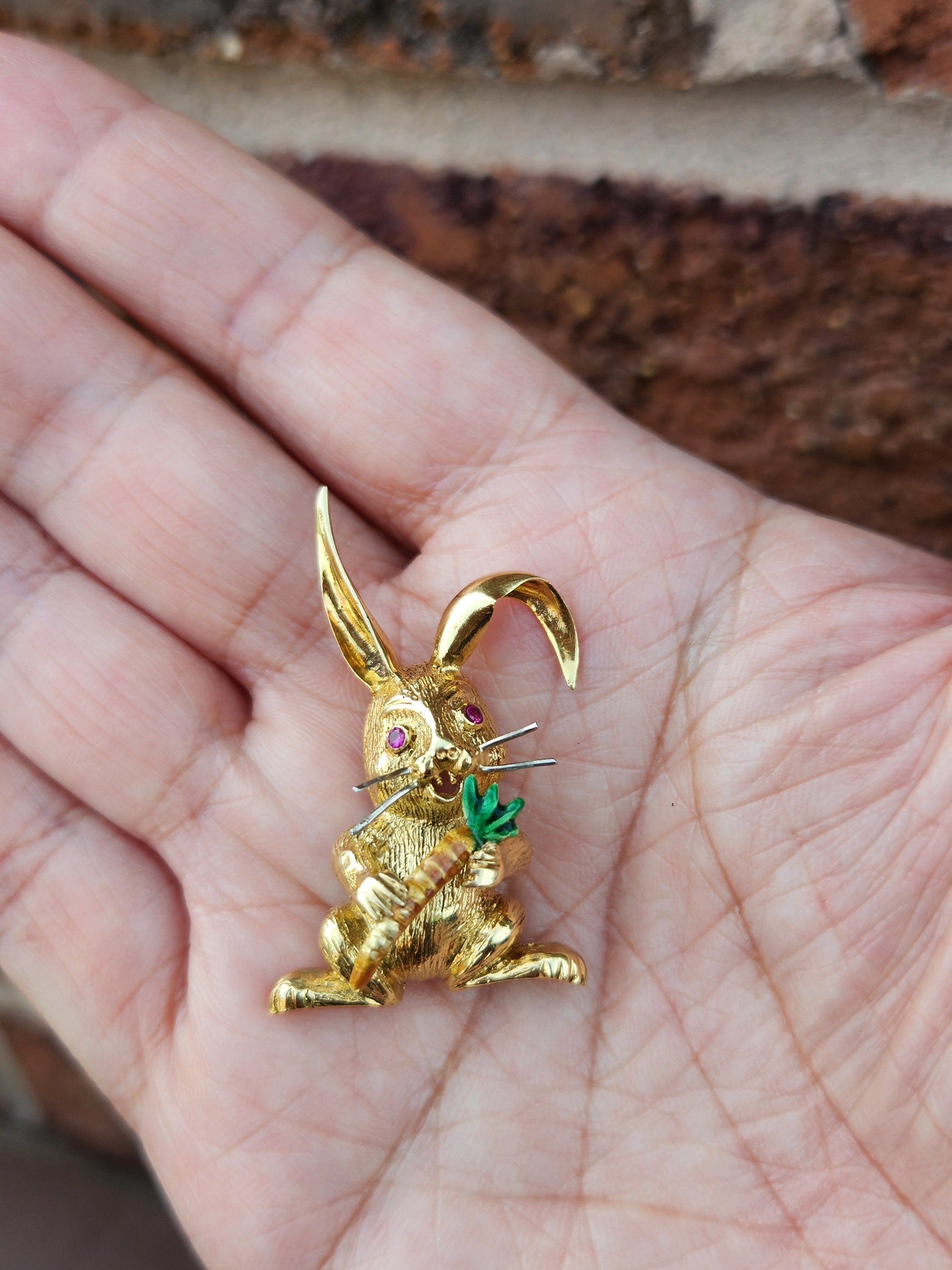 Jewelry bunny shop