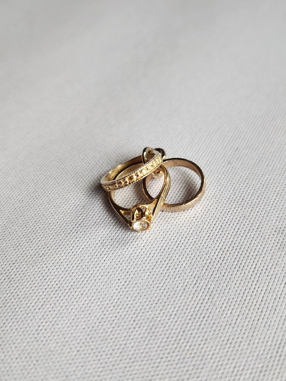 Vintage 9ct yellow gold 3-ring wedding ring set c… - image 1