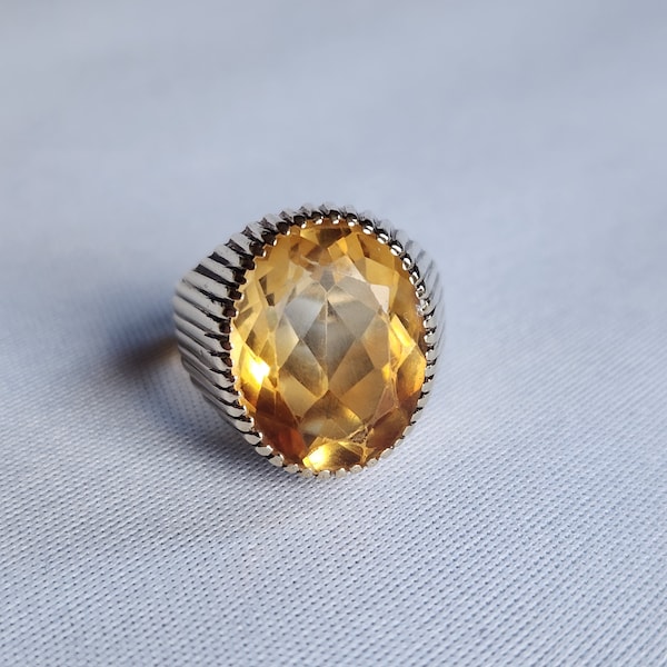 Vintage 9ct yellow gold massive citrine statement ring, US size 6.5 (fits slightly larger), gemstone signet ring