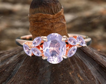 Anillo de promesa de racimo único para su rama de piedra preciosa de hoja art déco de oro Anillo inspirado en la naturaleza Anillo de compromiso de amatista de lavanda ovalada vintage