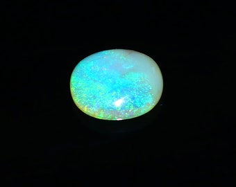 Cabochon d'opale boulder naturelle, opale australienne, opale Lightning Ridge, 9,2 x 7,8 x 2,8 mm 1,25 cts