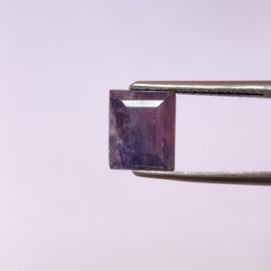 Natural Blood Red Sapphire Gemstone, Bi Color Sapphire Gemstone, Loose Blue Sapphire,7.6x6.5x5.5 Mm, 3.35 Carats