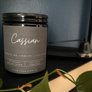 Cassian Soy Candle: ACOTAR Series, Crackling Embers & Leather
