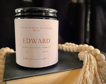 Edward Candle: Honey Bourbon Tobacco Scented Soy Candle